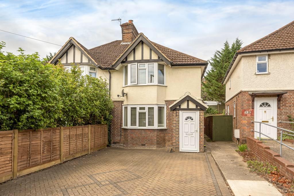 3 bed semidetached house for sale in Bowerdean Road, High HP13