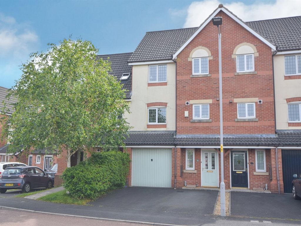 4 bed terraced house for sale in Downes Way, Sharston, Manchester M22