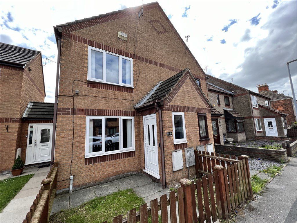 2 bed terraced house to rent in Fifth Avenue, Goole DN14. Zoopla