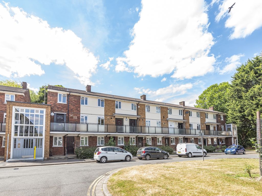 2 bed for sale in Chinbrook Road, London SE12 Zoopla