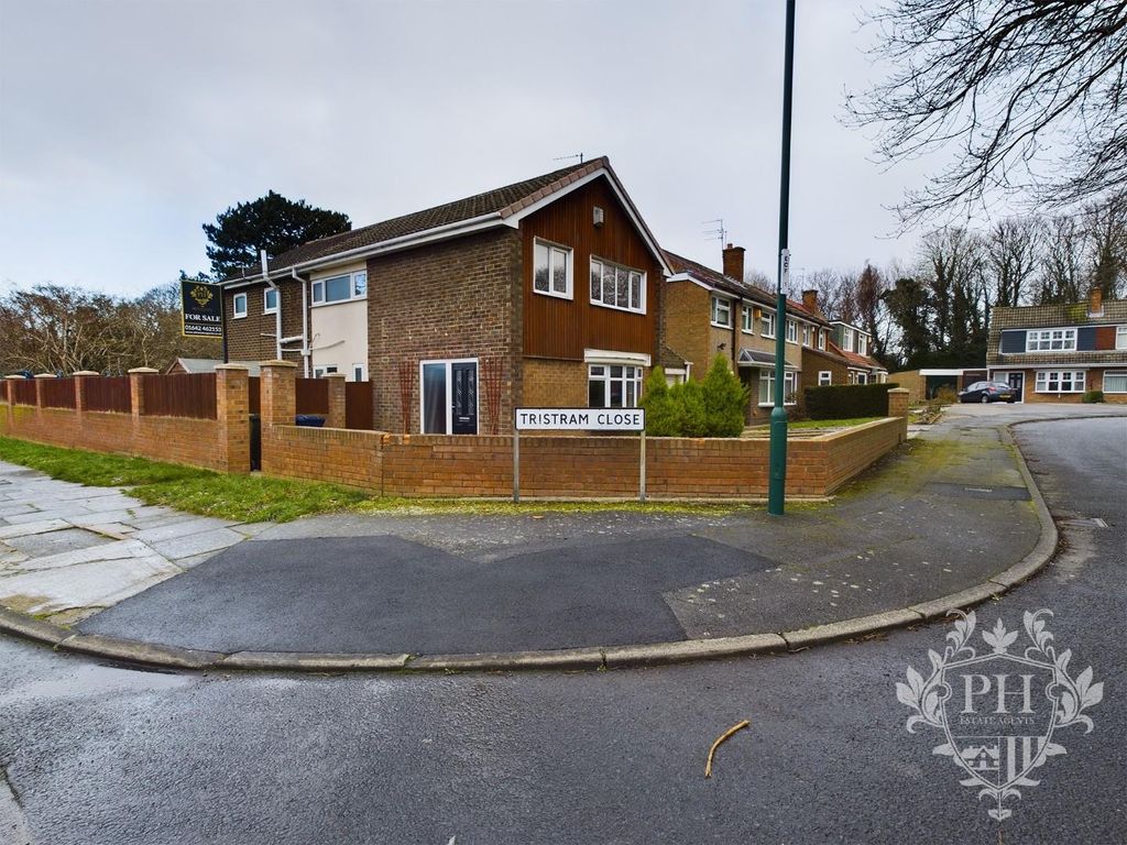 4 bed detached house for sale in Smiths Dock Park Road, Normanby