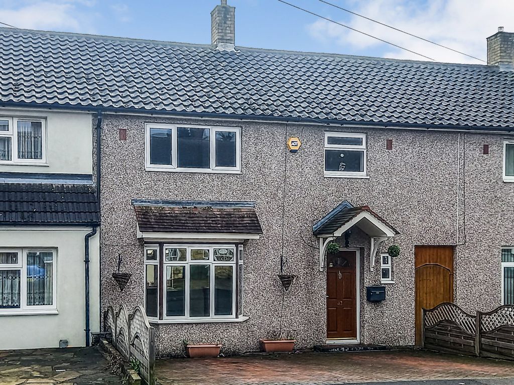 3 bed terraced house for sale in Bridgwater Road, Romford RM3 Zoopla