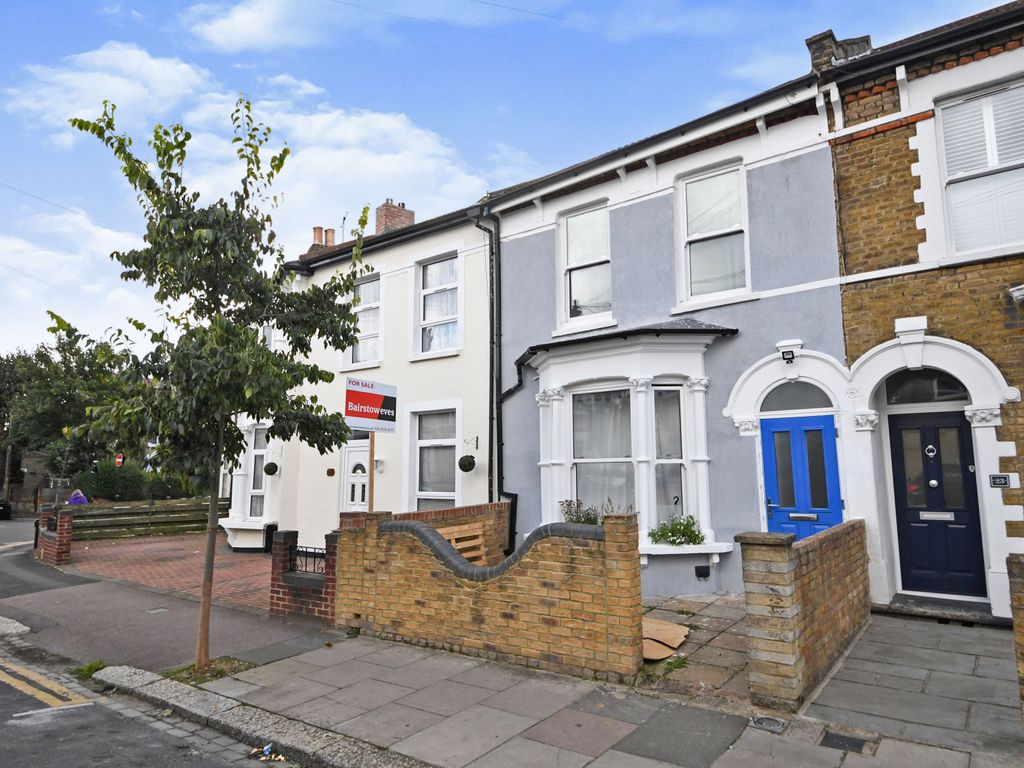 Grove Road Leytonstone E11