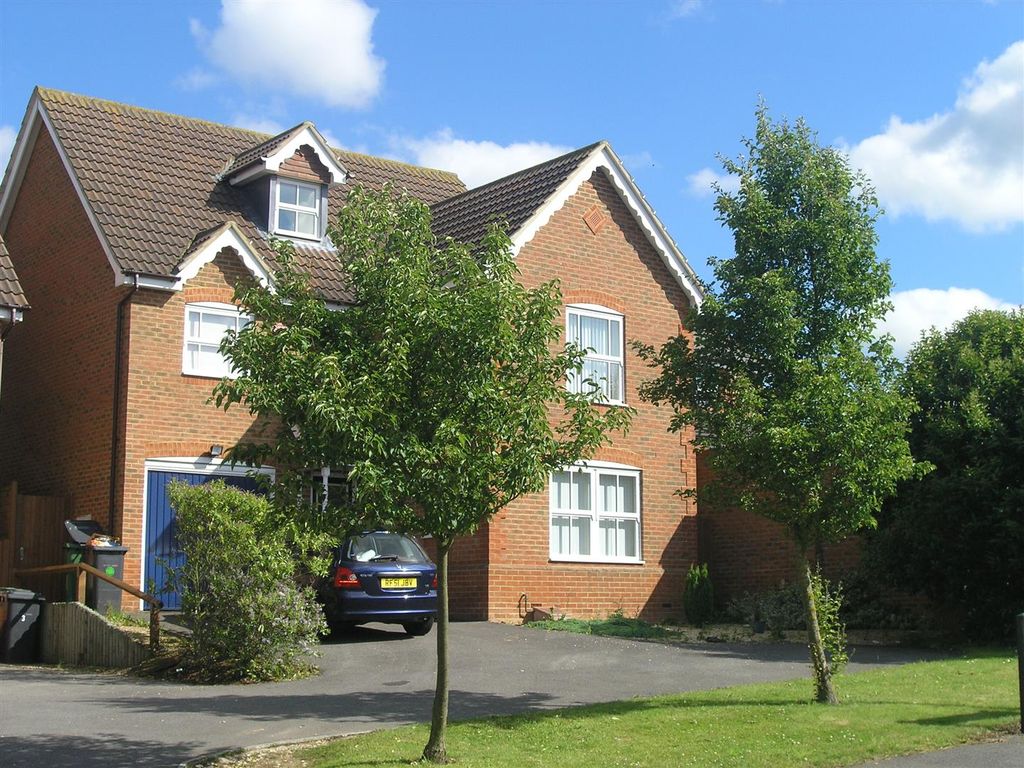 5 bed detached house to rent in Firecrest Road, Gabriel Park