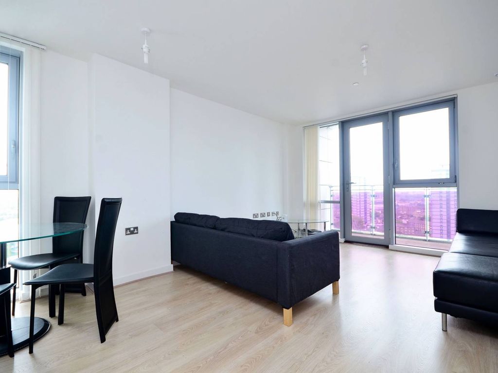 3 bed flat to rent in Rick Roberts Way, Stratford, London E15 Zoopla