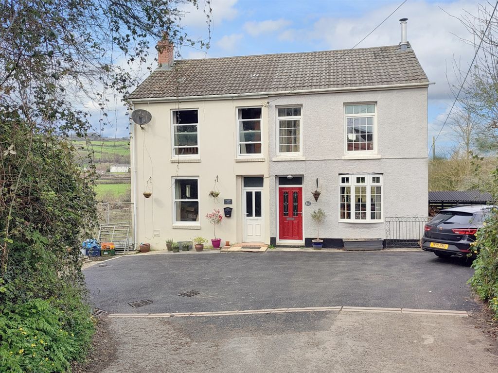 3 bed semidetached house for sale in Elm Grove Road, Kidwelly SA17, £