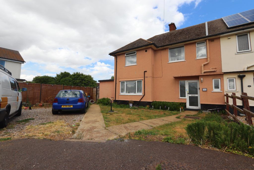 3 bed semidetached house for sale in Beacon Field, Felixstowe IP11