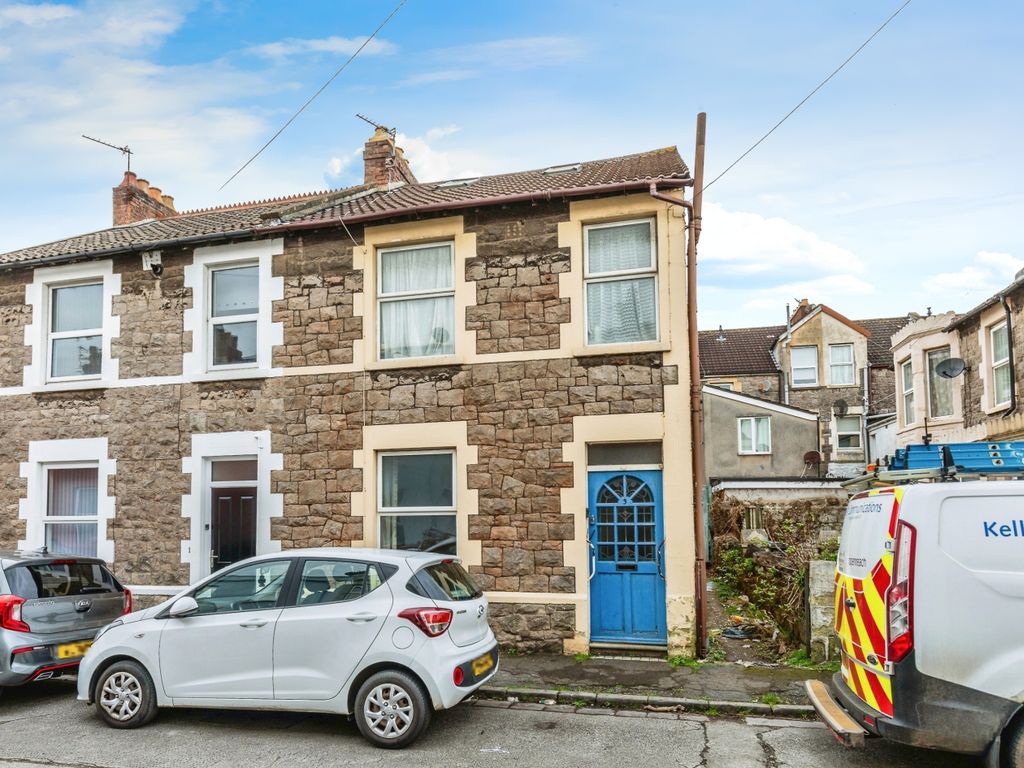 2 bed end terrace house for sale in Camden Terrace, WestonSuperMare