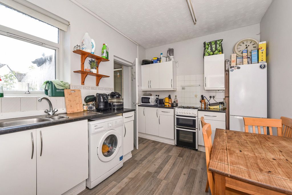 4 bed end terrace house to rent in Windsor Road, Treforest, Pontypridd CF37 Zoopla