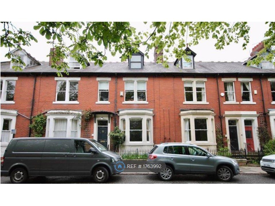 4 bed terraced house to rent in Jesmond Dene Road, Newcastle Upon Tyne