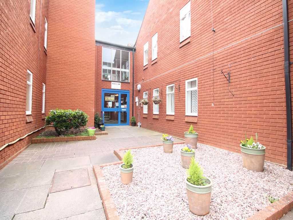 1 bed property to rent in Meade Court, Merstow Place, Evesham WR11 Zoopla