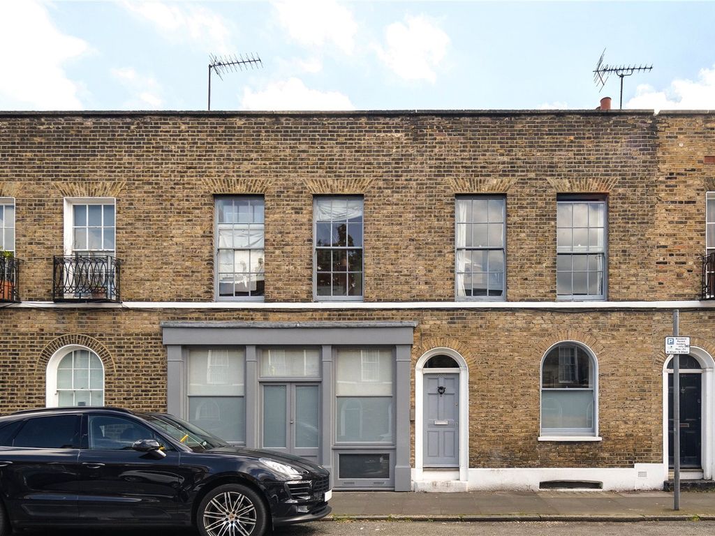 5 bed terraced house for sale in Jubilee Street, Stepney, London E1, £