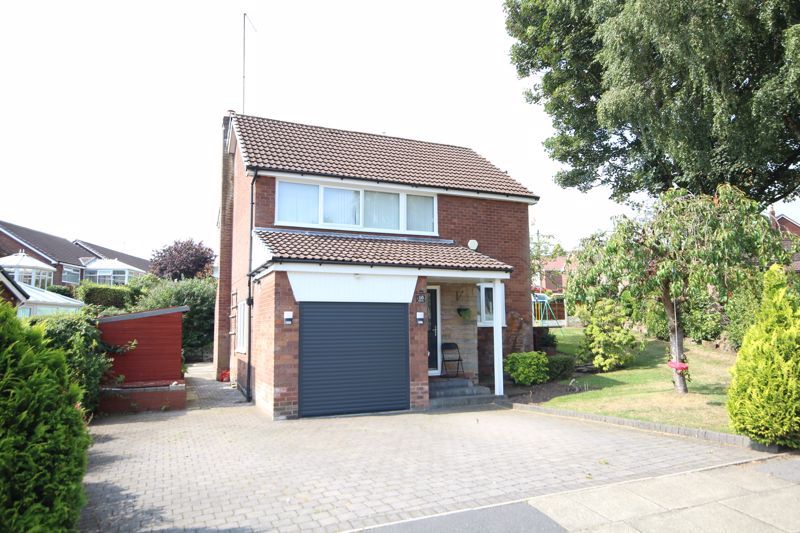 3 bed detached house for sale in Links View, Bamford, Rochdale OL11