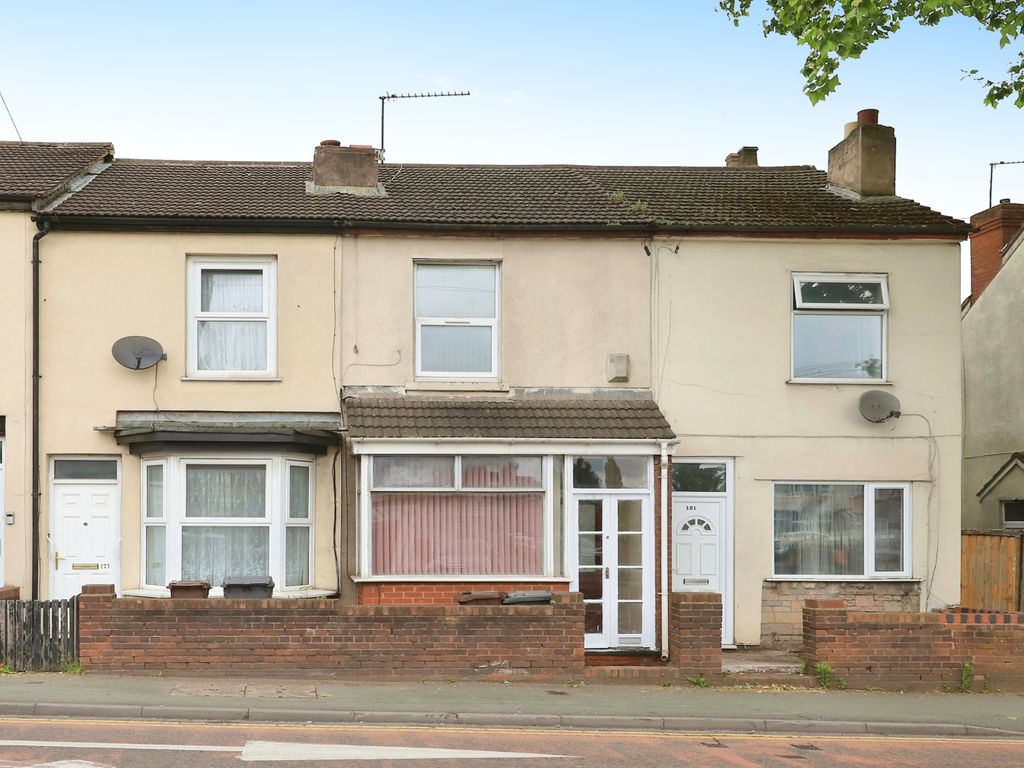 3 bed terraced house for sale in Cannock Road, Wolverhampton, West Midlands WV10, £130,000 Zoopla