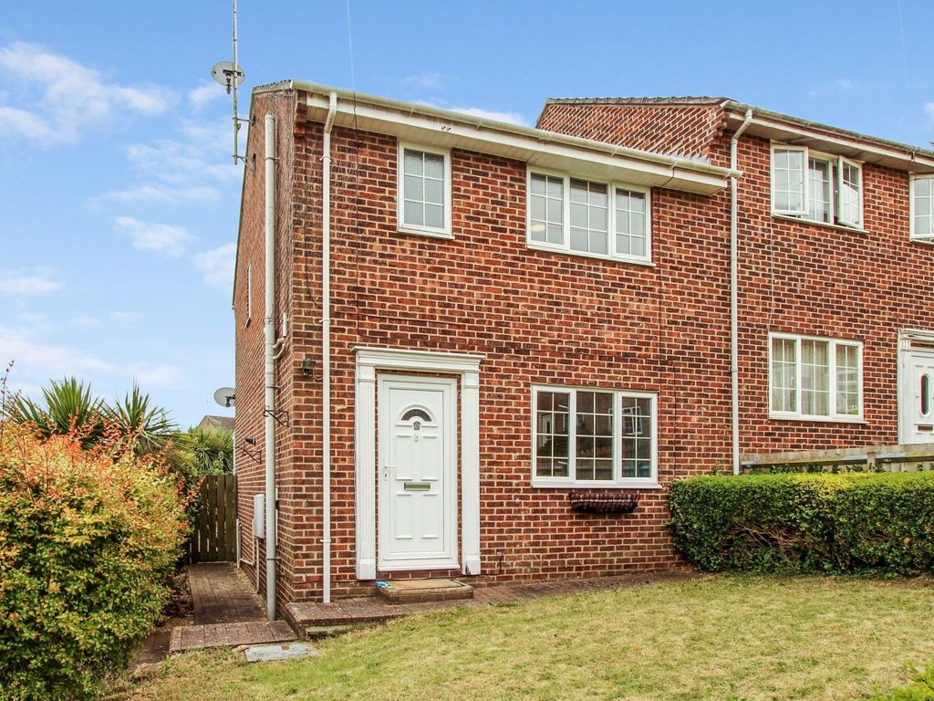 3 bed semidetached house for sale in Portreeve Drive, Yeovil BA21, £235,000 Zoopla