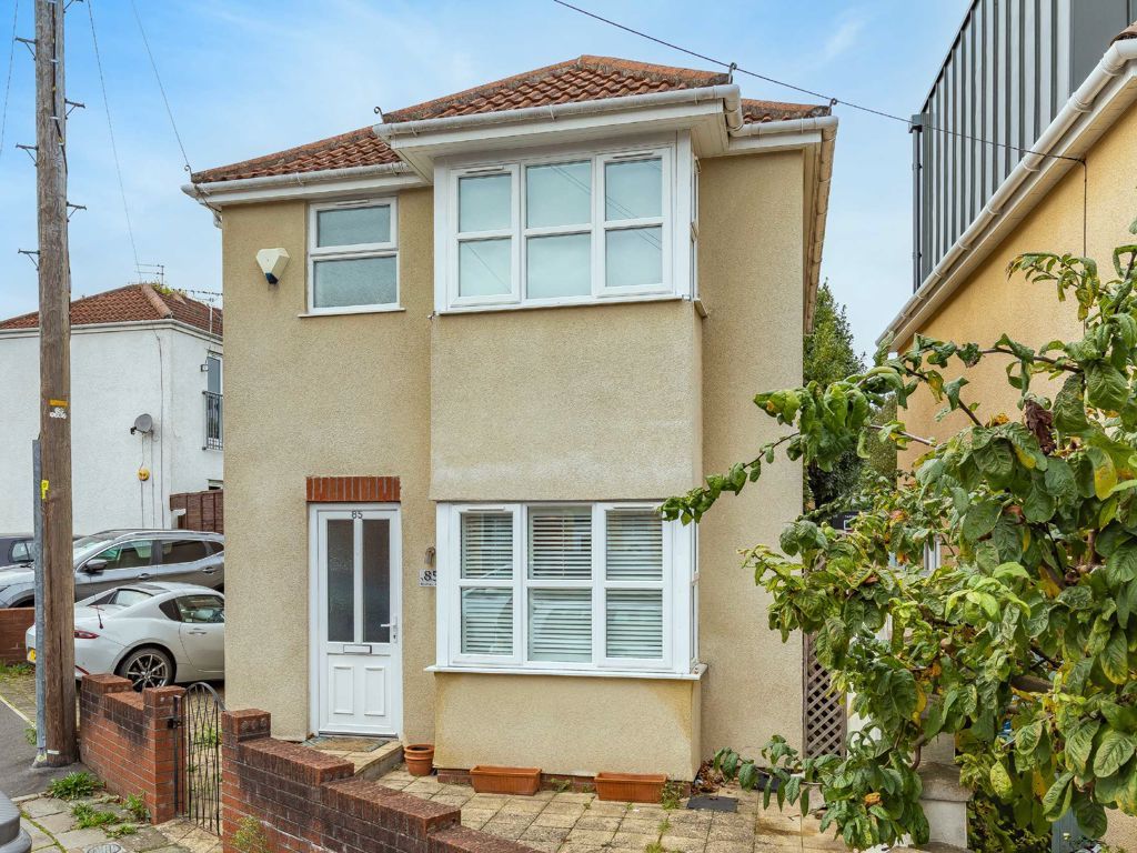 2 bed detached house for sale in Bromley Road, Bristol BS7 Zoopla