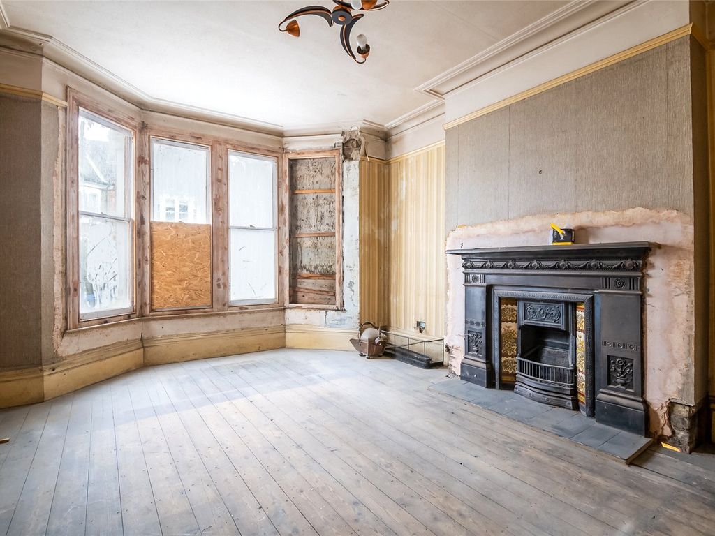 5 bed detached house for sale in Elmwood Road, London SE24 Zoopla