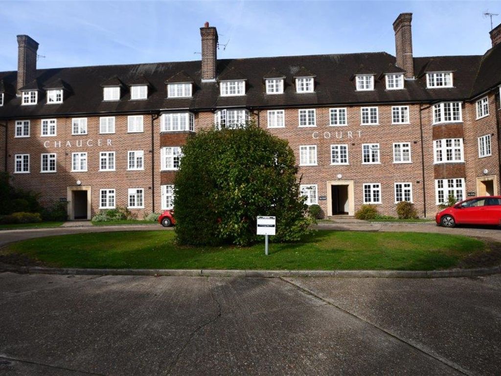 Chaucer Court, Guildford GU2  