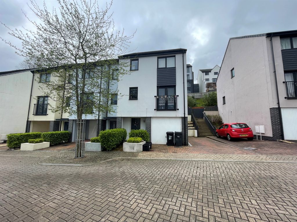 4 bed end terrace house for sale in Daveys Elm View, Paignton TQ4 Zoopla