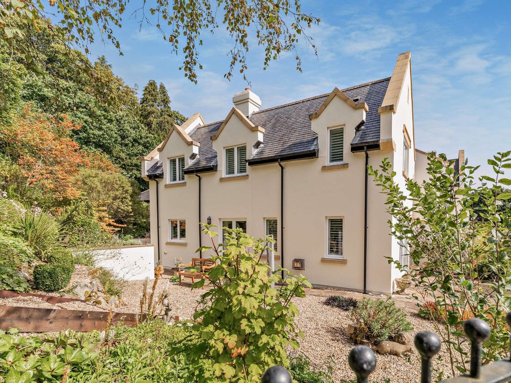 3 bed end terrace house for sale in Great Tree Park, Chagford, Newton
