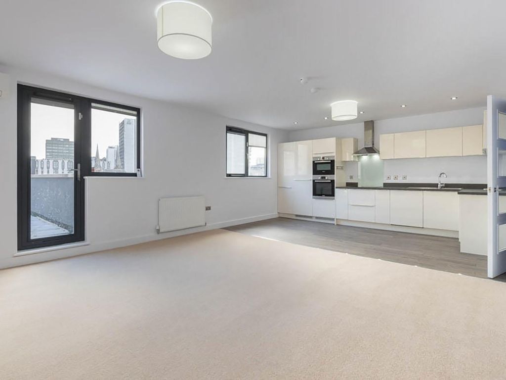 3 bed flat to rent in Honduras Wharf, 12 Summer Lane, Birmingham B19