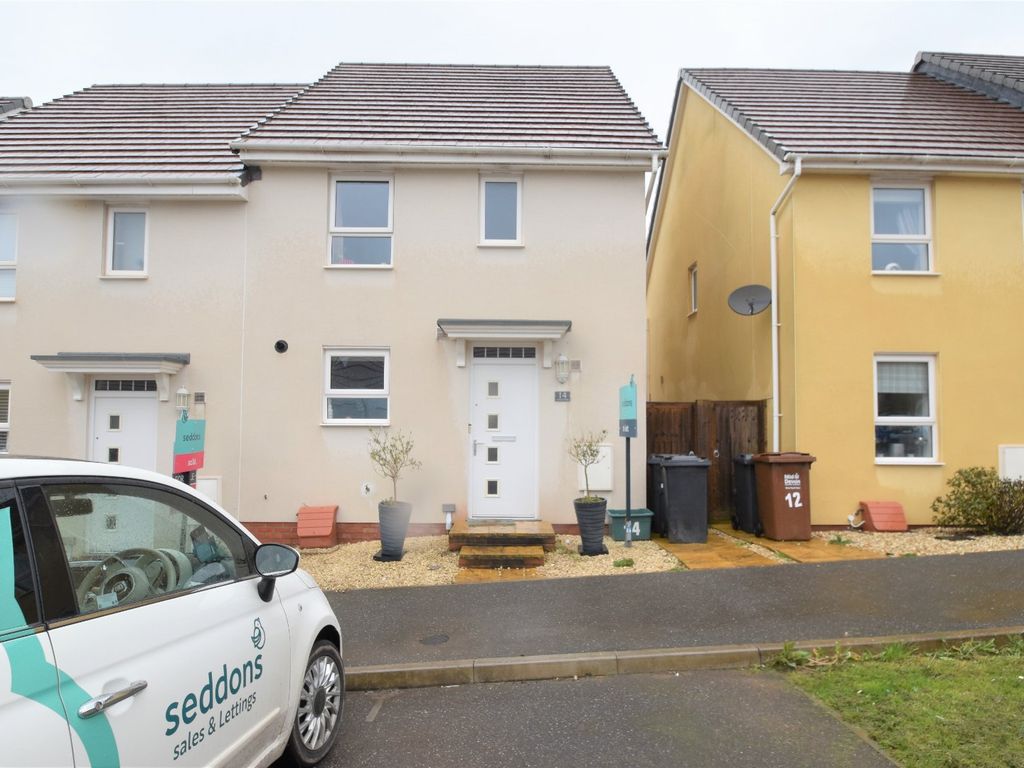 3 bed semidetached house to rent in Longwool Run, Cullompton, Devon