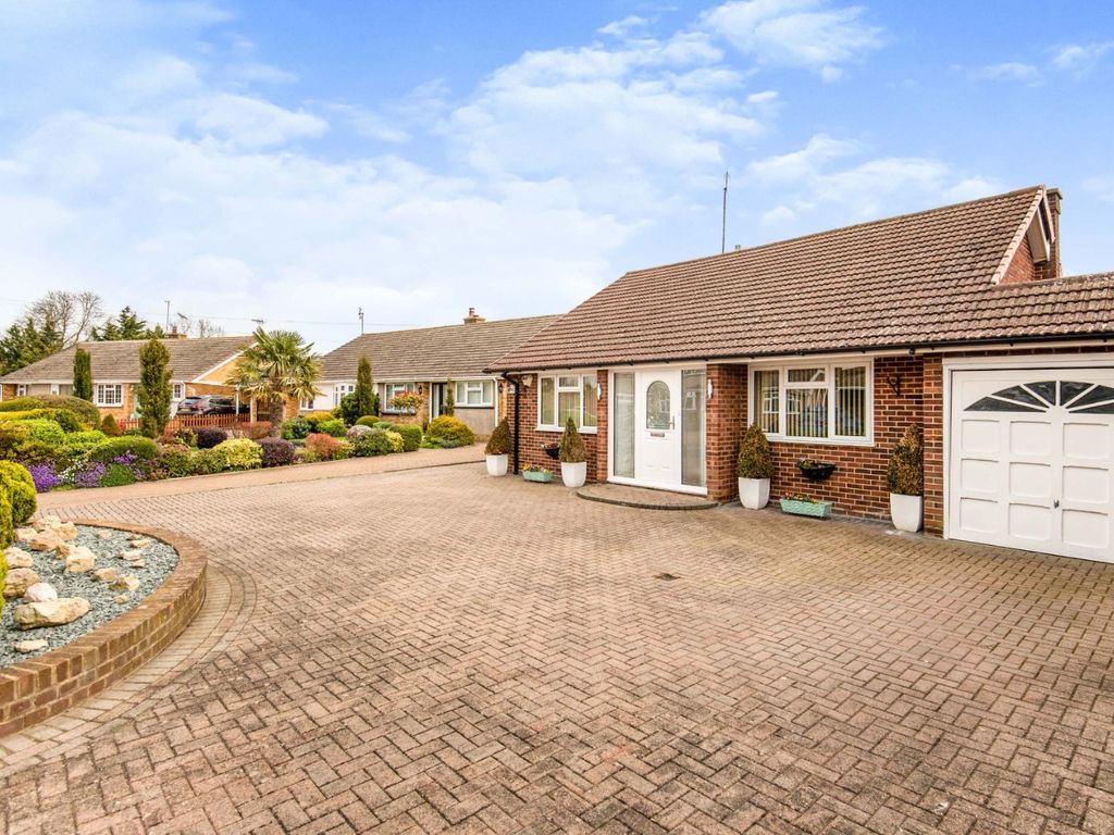 2 bed detached bungalow for sale in Gayhurst Drive, Sittingbourne ME10