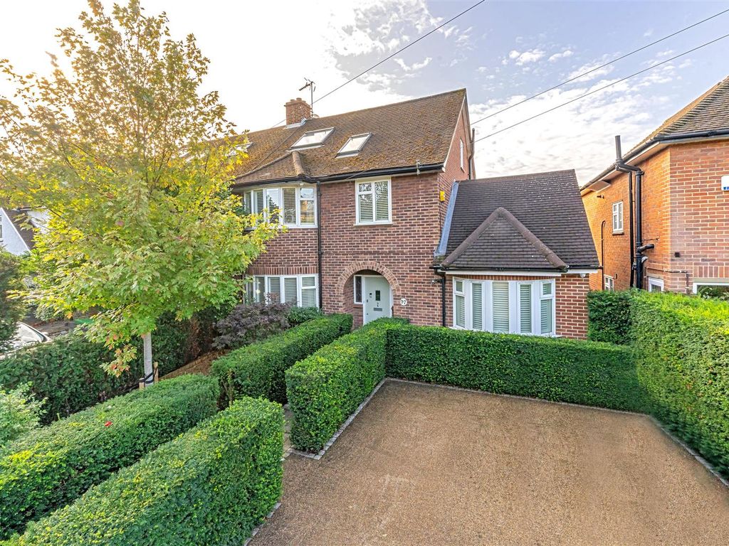 5 bed semidetached house for sale in Park Road, Hampton Hill, Hampton