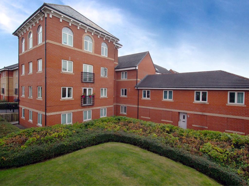 2 bed flat to rent in Saltash Road, Swindon, Wiltshire SN2 Zoopla