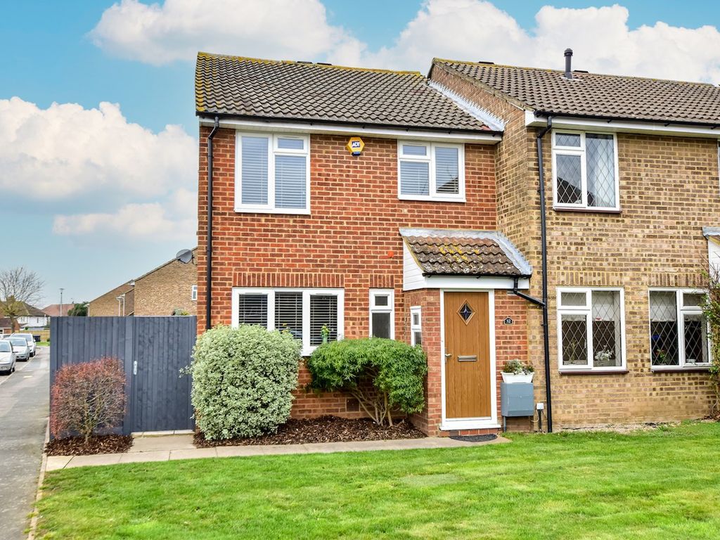 4 bed end terrace house for sale in Leas Drive, Iver SL0 Zoopla