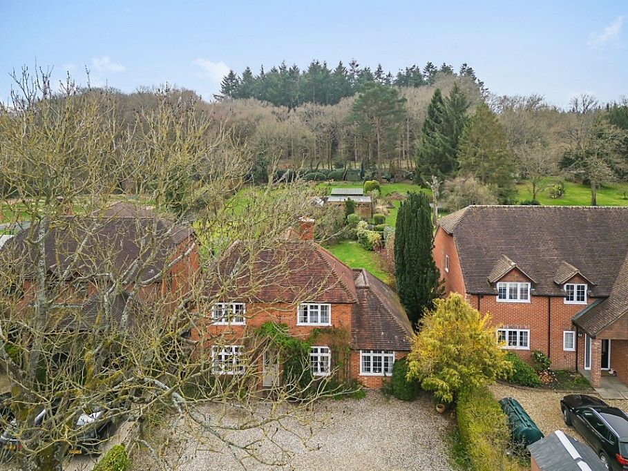 4 bed detached house for sale in Broad Lane, Upper Bucklebury, Reading