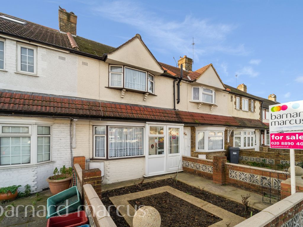 2 bed terraced house for sale in Hampton Road West, Hanworth, Feltham