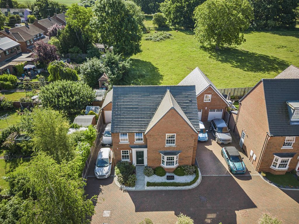 4 bed detached house for sale in Arthur MartinLeake Way, High Cross