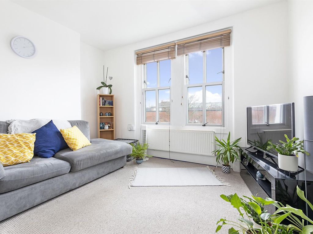 1 bed flat to rent in Old Kent Road, London SE1, £1,400 pcm Zoopla