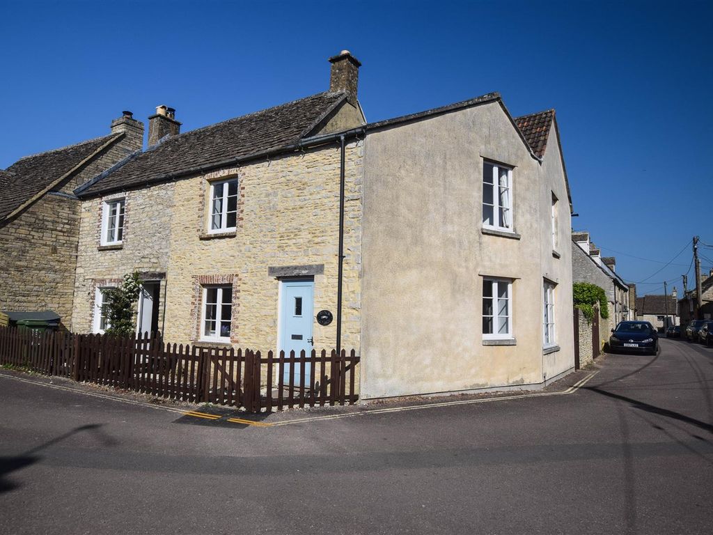 3 bed semidetached house for sale in Cliff Road, Sherston, Malmesbury