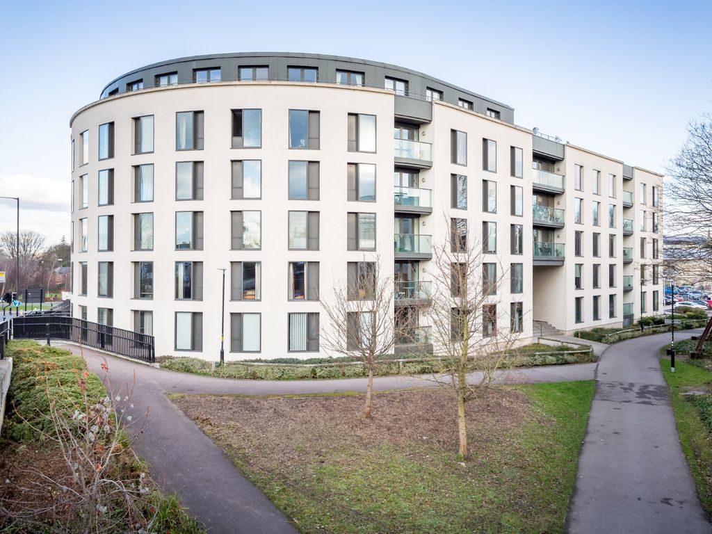 St. James Walk, Cheltenham GL50  