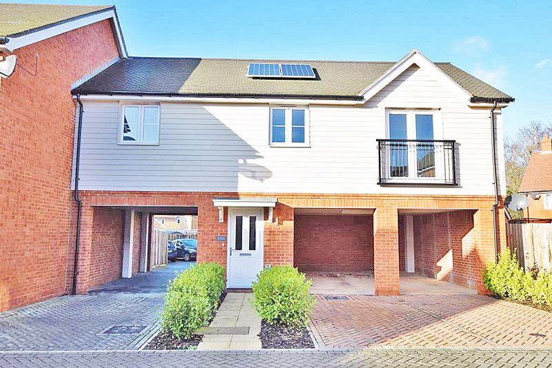2 bed property for sale in Friars Court, Maidstone ME15 Zoopla
