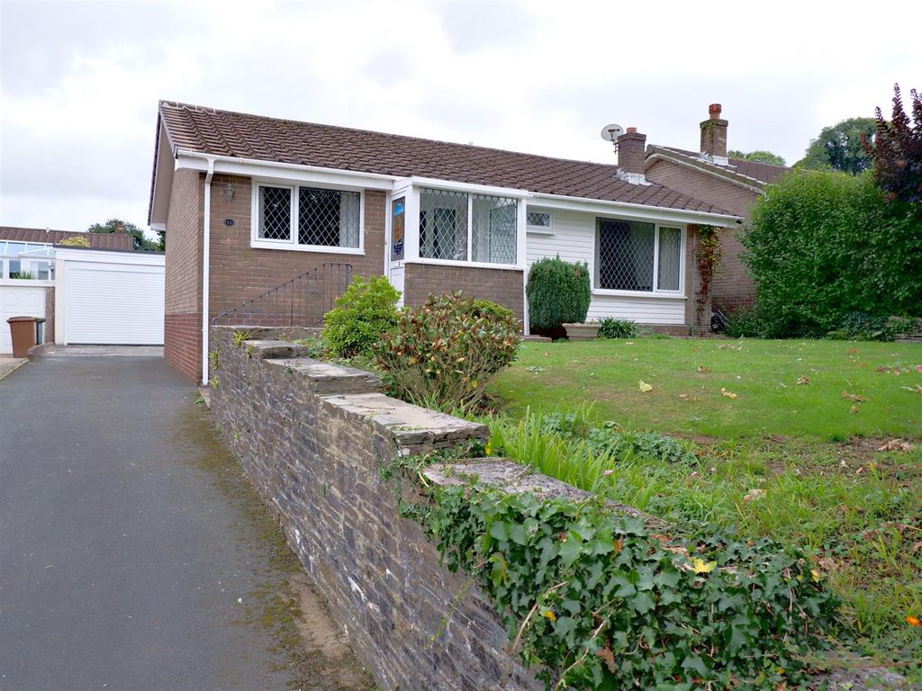 2 bed detached bungalow for sale in Burniston Close, Plympton, Plymouth
