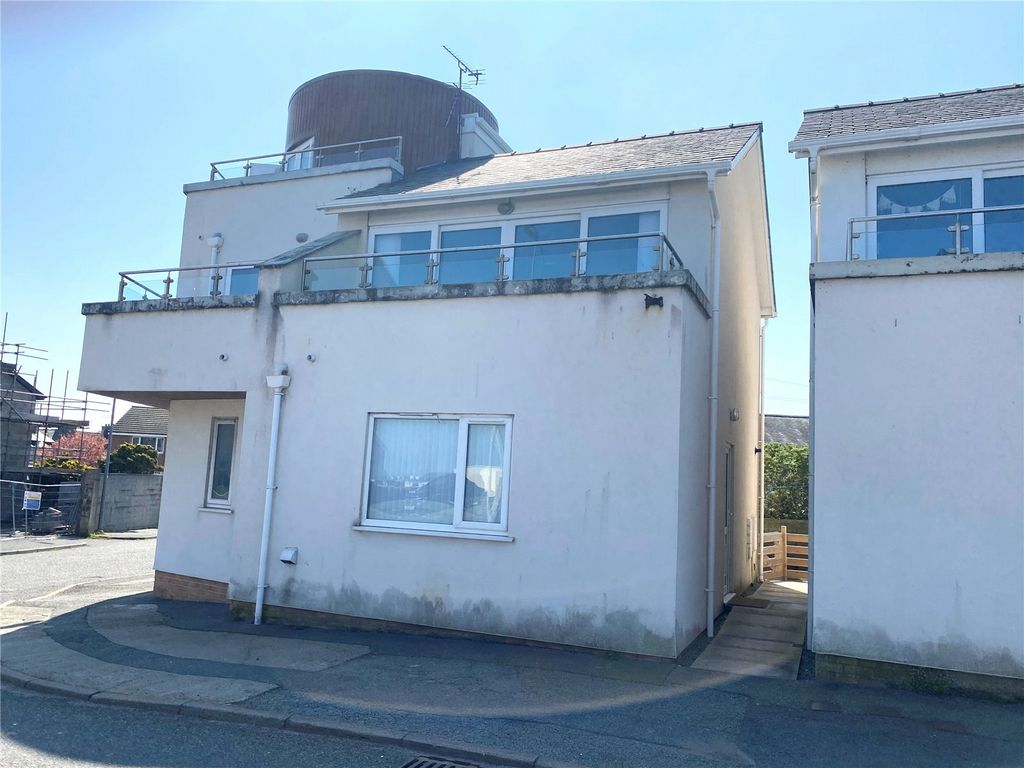 2 bed semidetached house for sale in Quayside, Prince Of Wales Road