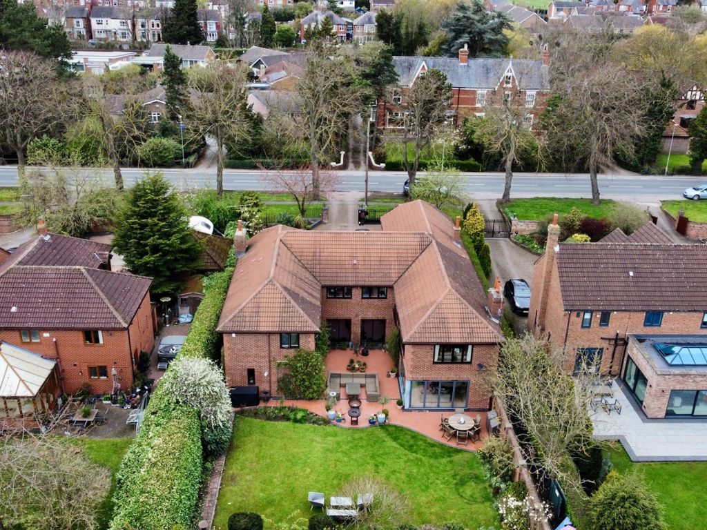 5 bed detached house for sale in Dunswell Road, Cottingham HU16 Zoopla
