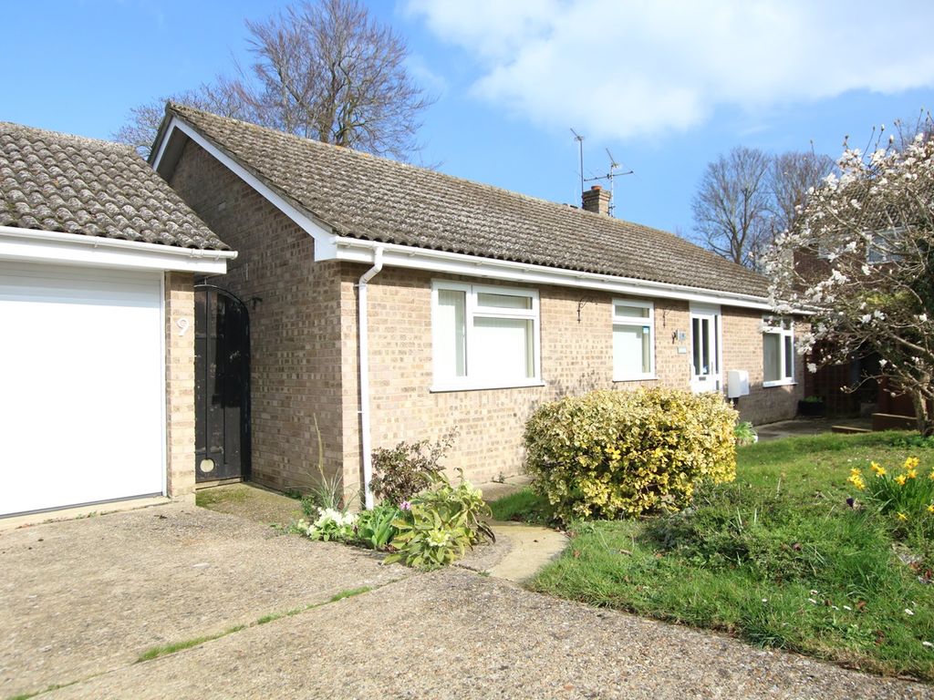 3 bed detached bungalow for sale in Newell Rise, Claydon, Ipswich
