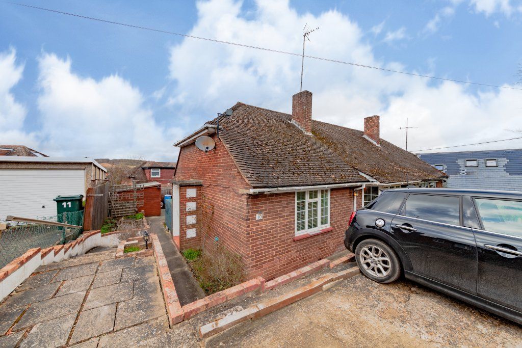 2 bed bungalow for sale in Piddington Lane, Piddington, High