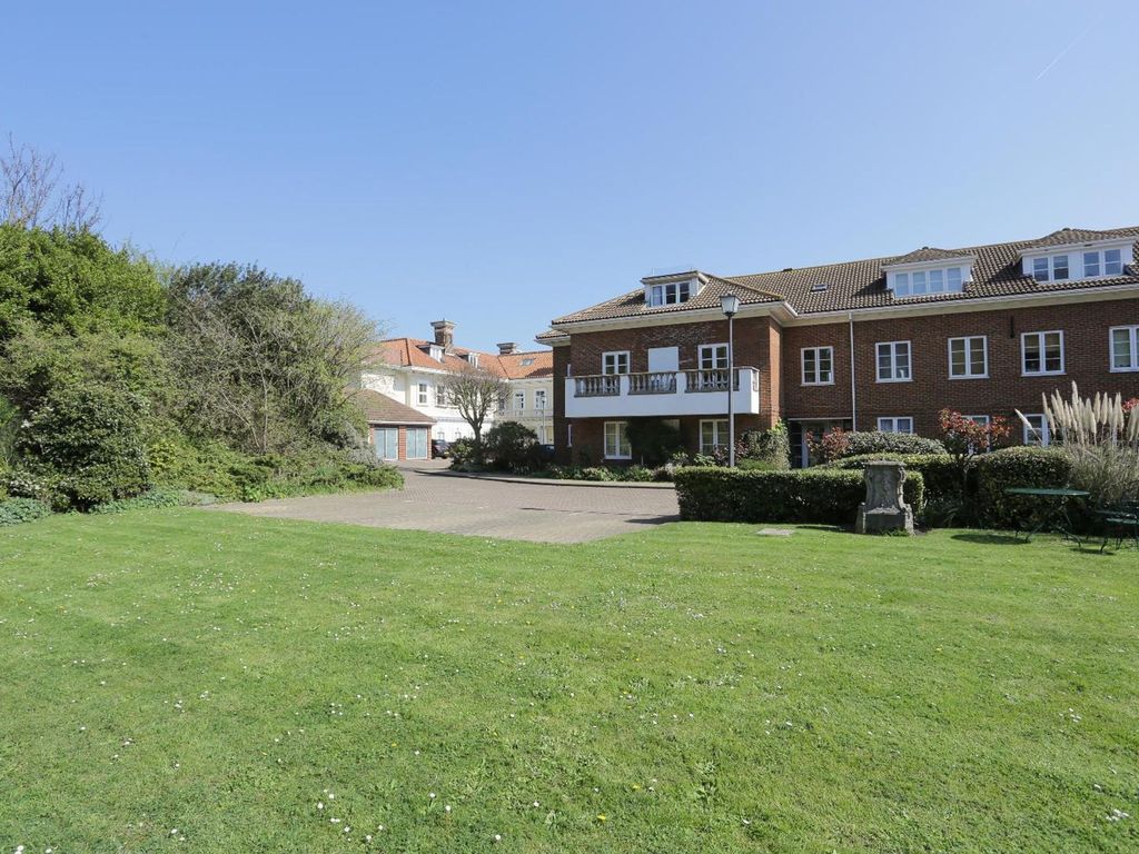2 bed flat to rent in North Foreland Road, Broadstairs CT10 Zoopla