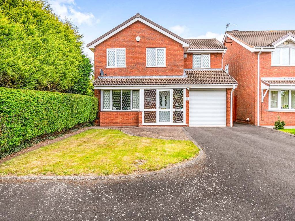 4 bed detached house for sale in Brownshore Lane, Essington