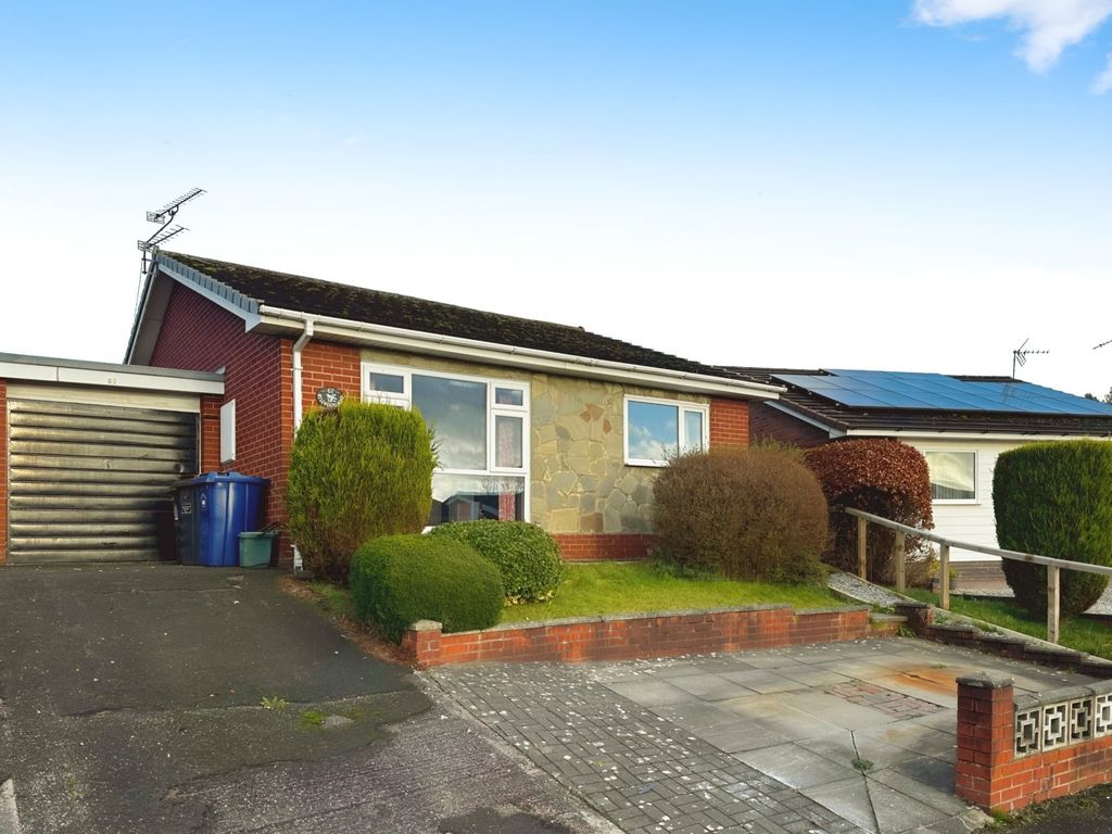 3 bed bungalow for sale in Hillwood Road, Madeley Heath, Crewe