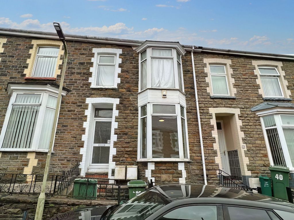 1 bed flat to rent in Ground Floor Flat, Trevor Street, Aberdare CF44, £450 pcm Zoopla