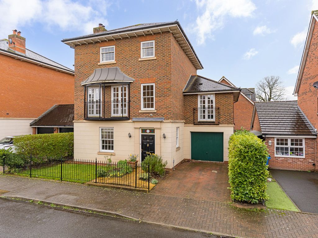 5 bed detached house for sale in Browning Drive, Winwick, Warrington