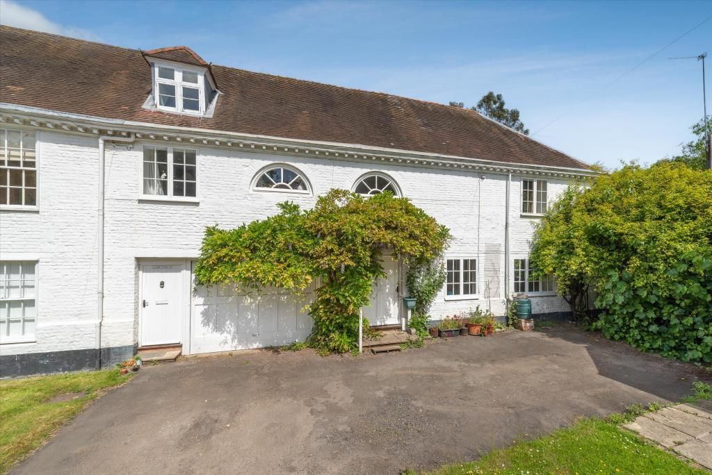 West Road, Wokingham RG40  