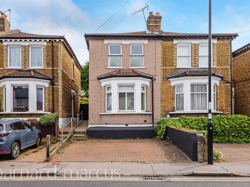 2 bed semidetached house for sale in Selsdon Road, South Croydon CR2