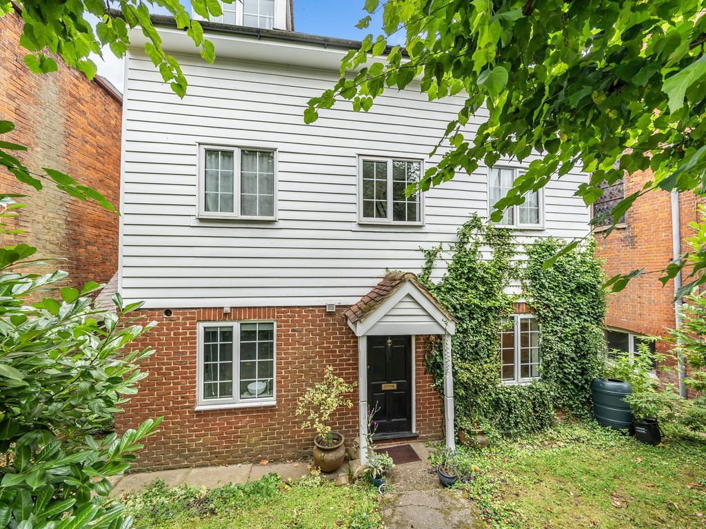 4 bed detached house for sale in The Street, BoughtonUnderBlean ME13